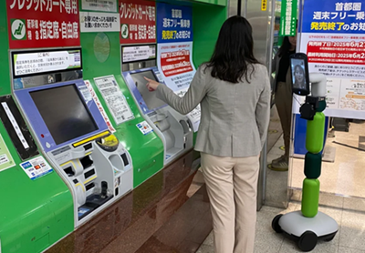 JR東日本、案内業務の省人化へ実証試験　1拠点から複数駅のアバターロボットを遠隔操作　